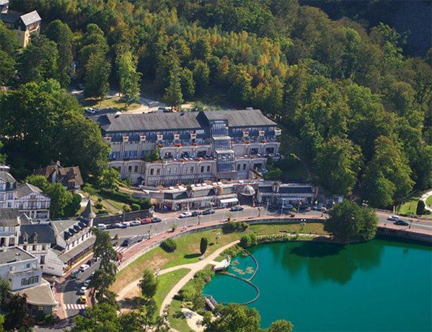 Studio Avec Superbe Vue 5Min A Pied Des Thermes Bagnoles de l'Orne Normandie ภายนอก รูปภาพ